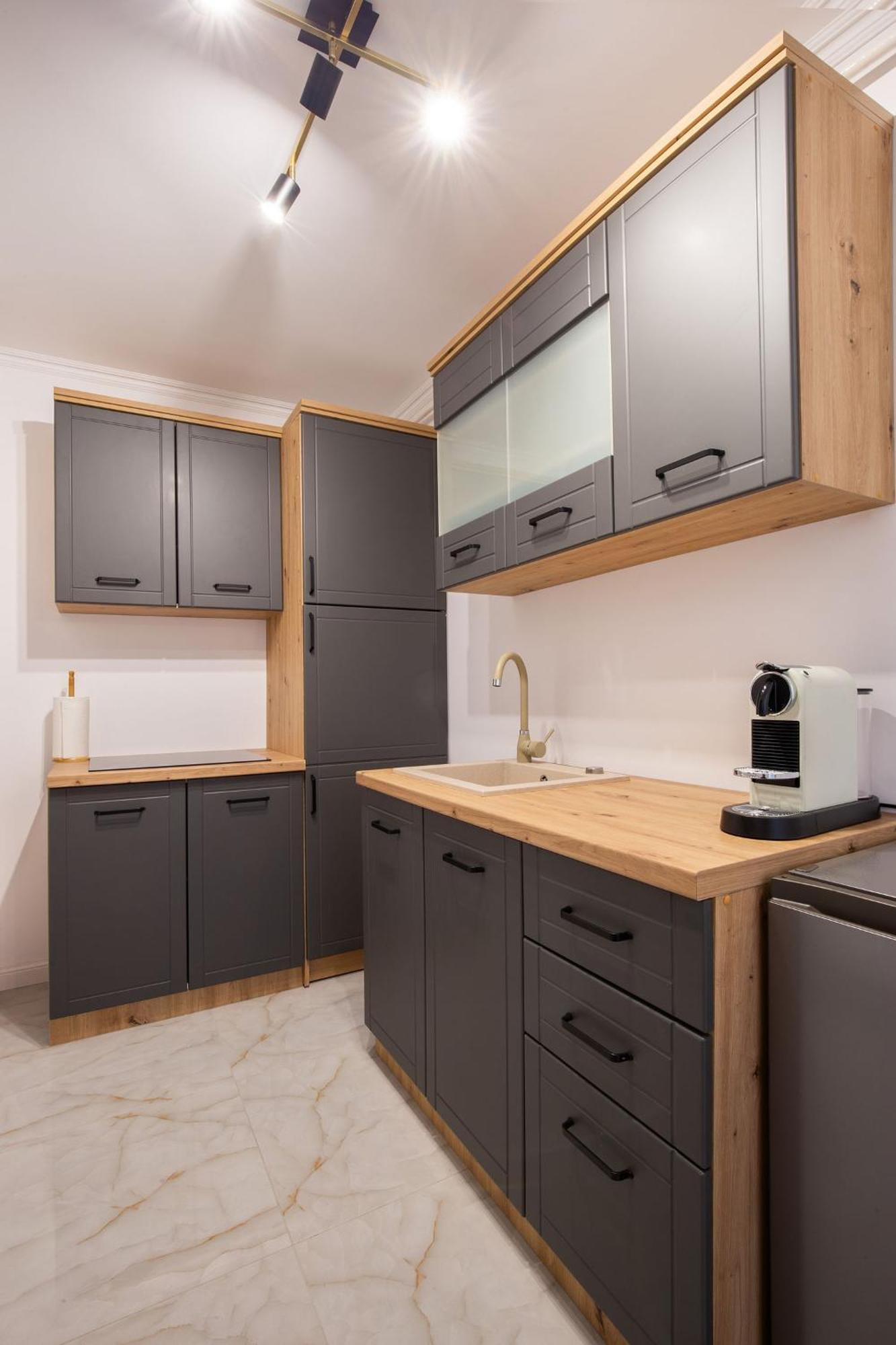 Apartament Victoria Сату Маре Екстериор снимка